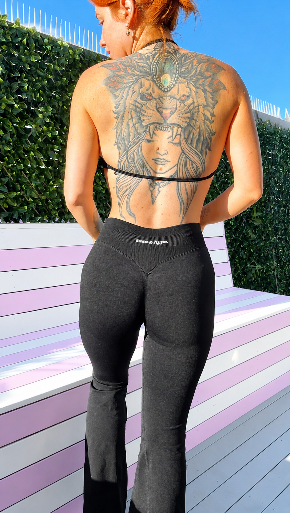 Dynamic Flare Leggings - Black