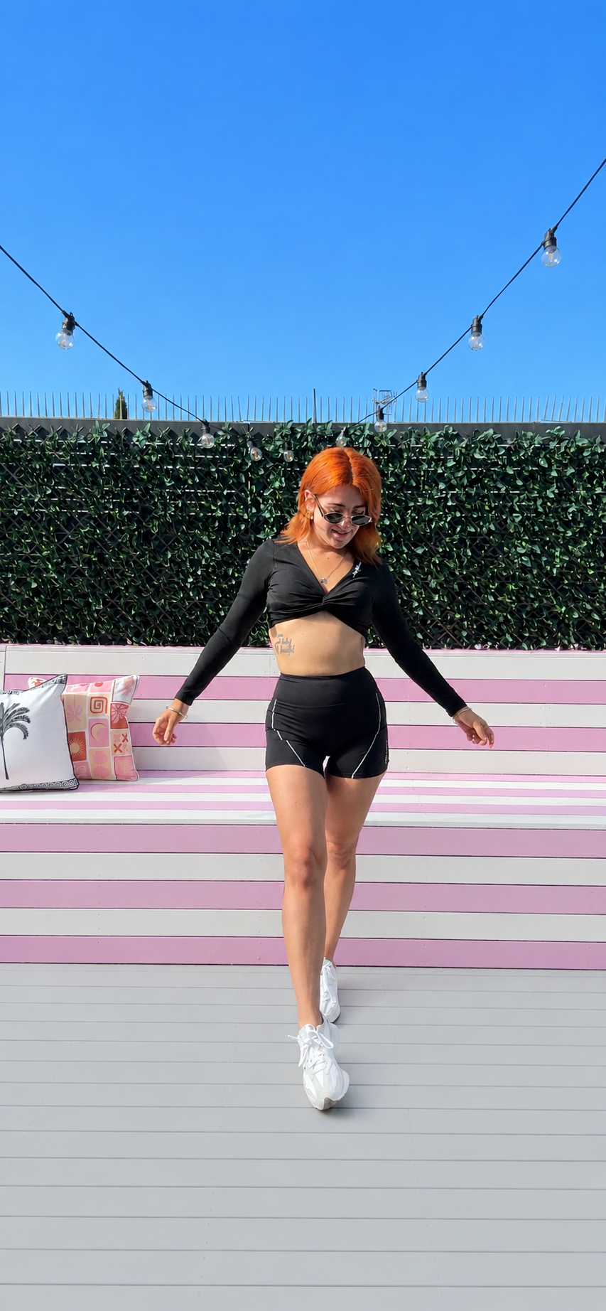 Twist V Long Sleeve Crop - Core Black